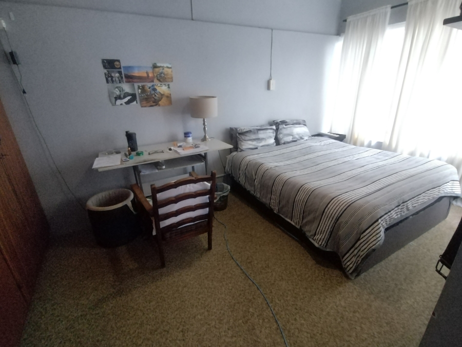 4 Bedroom Property for Sale in Humansdorp Eastern Cape
